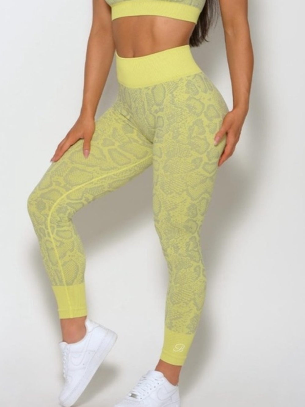Seamless Bombshell High-Waist Lemon Snake-Print Leggings